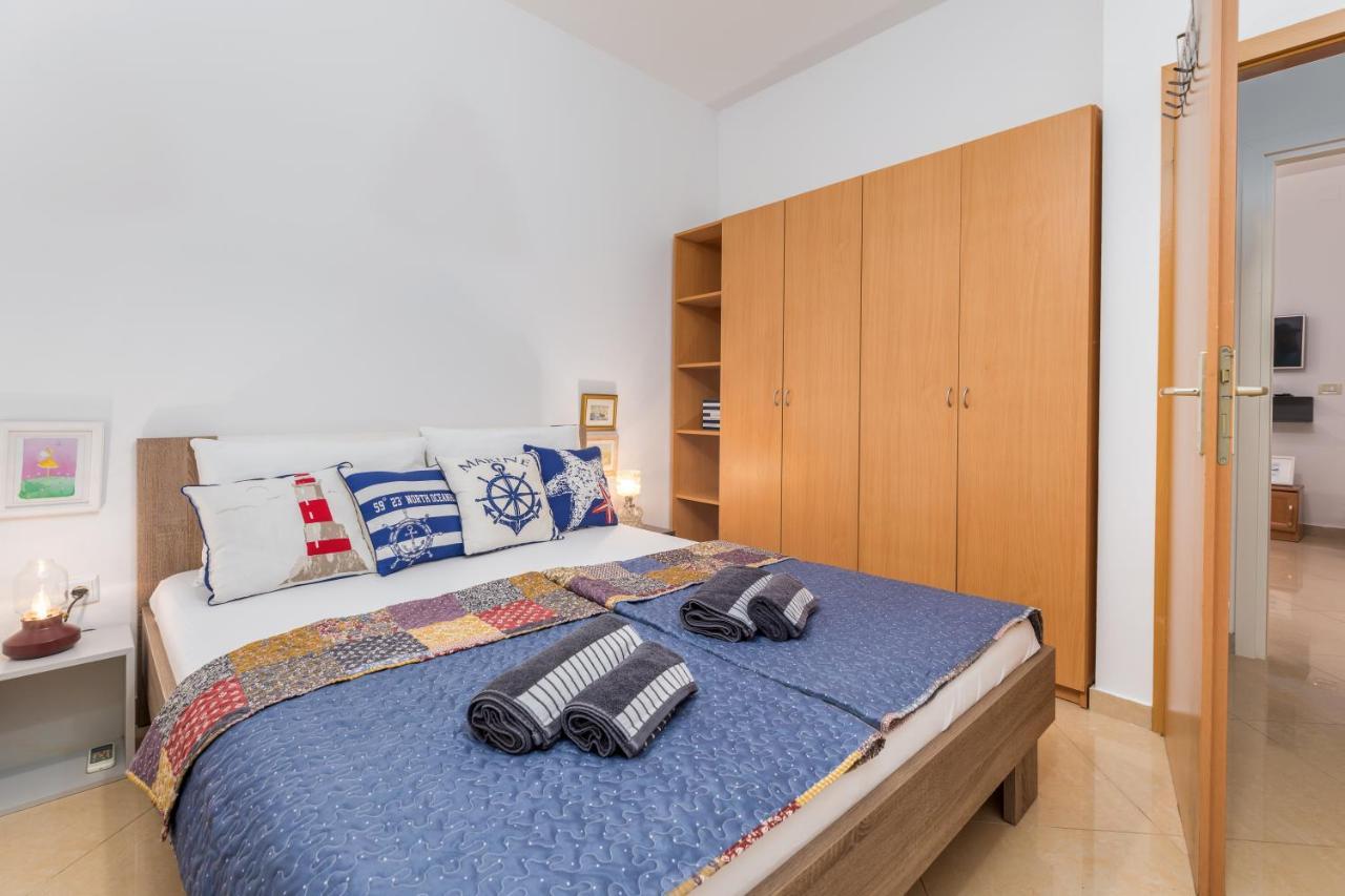 Apartment-Old Town-Dundo プーラ エクステリア 写真